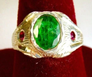 925 St. Silver Ring, with 1.36 Ct 8.5x6.5 mm Oval Shape Emerald, Size Q - Picture 1 of 5