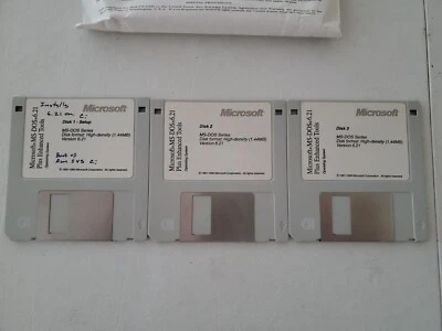 Microsoft MS-Dos 6.21 on 3.5" disks, PLUS Genuine. MS-DOS 6.22 Step Up - Image 1 of 4