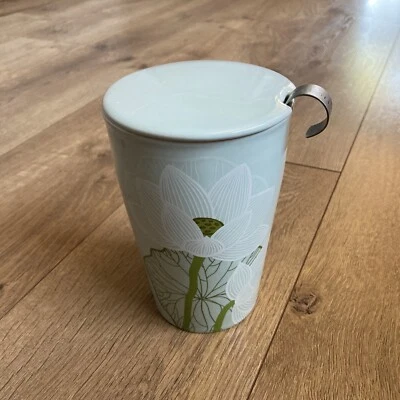 Taza de loto Tea Forte Kati® con infusor y tapa flor azul verde Foto 1 de 4