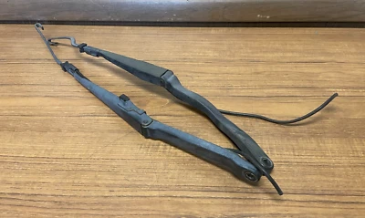 1997-2005 Buick Park Avenue LH Driver & RH PSGR Sides Windshield Wiper Arms * - Изображение 1 из 4