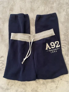 Abercrombie Sweatpants Youth Large Navy Blue A92 Logo Fleece Jogger Pants - Picture 1 of 9