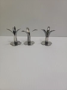 (5) PEQUEÑOS JARRONES DE FLORES INDIVIDUALES CON PATAS DE PLACA PLATEADA CAMBRIDGE VINTAGE - Imagen 1 de 2