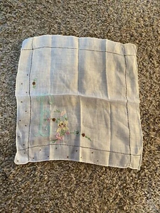 Vintage Applique Flowers Initial "E" Embroidered Flowers Linen Hanky 9.5"X 10" - Picture 1 of 5