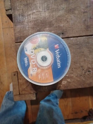 Verbatim DVD-R 4.7GB 16X Life Series White Inkjet Printable, Hub Printable - 100 - Image 1 of 3