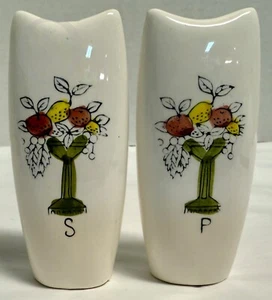 Vintage Mid Century Modern Sleek Salt & Pepper Shakers 24300V S142 Made in Japan - Picture 1 of 7