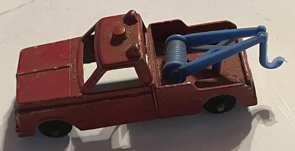 Camión de demolición Midgetoy diecast vintage rojo con gancho de plástico azul EE. UU. Foto 1 de 4