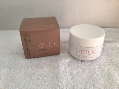 Ночной крем с аргановым молоком Josie Maran 3,4 жидких унции ЧИТАЙТЕ - Изображение 1 из 4