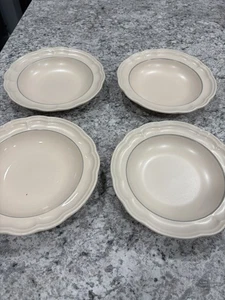pfaltzgraff Schalen gewellter Rand 4er Set keine Chips keine Risse - Bild 1 von 4