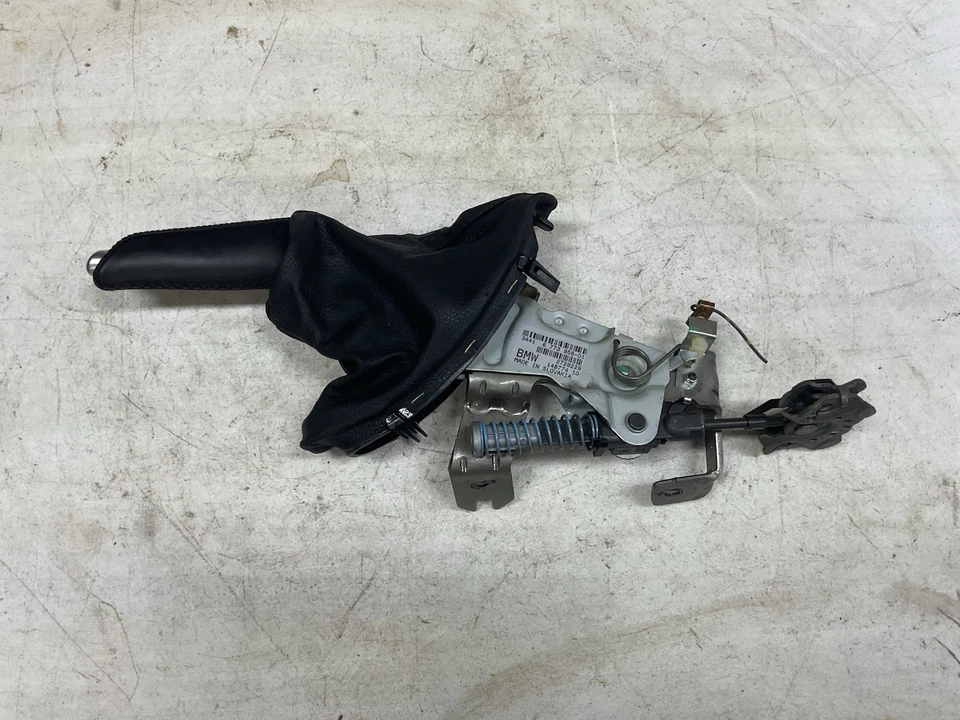 Conjunto de palanca de freno de estacionamiento/emergencia BMW 528I XDRIVE 2009-2010 677395801 Foto 1 de 4