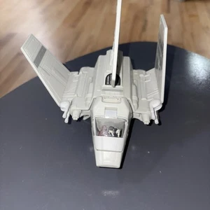 FLOTA DE ACCIÓN STAR WARS LANZADERA IMPERIAL TYDIRIUM CON HAN Y CHEWBACCA - Imagen 1 de 6