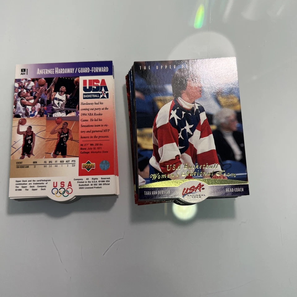 1996 Upper Deck USA Basketball Deluxe Gold Edition Die cut Set Tara Van Derveer - Image 1 of 4