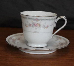 Noritake China - Veranda - Footed Cup & Saucer Set - ONE - 1 - 3015 - Picture 1 of 3