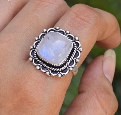 Genuine White Rainbow Moonstone 925 Sterling Silver Vintage Ring Graduation Gift - Image 1 of 4