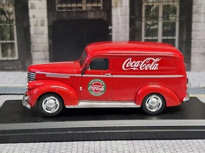 COCA COLA 1/43 - PANEL VAN 1945 - Immagine 1 di 4