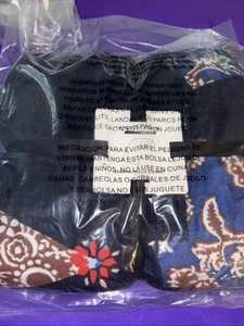 New Vera Bradley Throw Blanket -Holiday Tree~ Peacoat ~NWT SEALED Fleece 50x80 - Picture 1 of 5