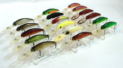 Lote de 17 Evergreen C.C Predator Tiny Predator (ganchos cambiados, pintura pelada). Foto 1 de 4