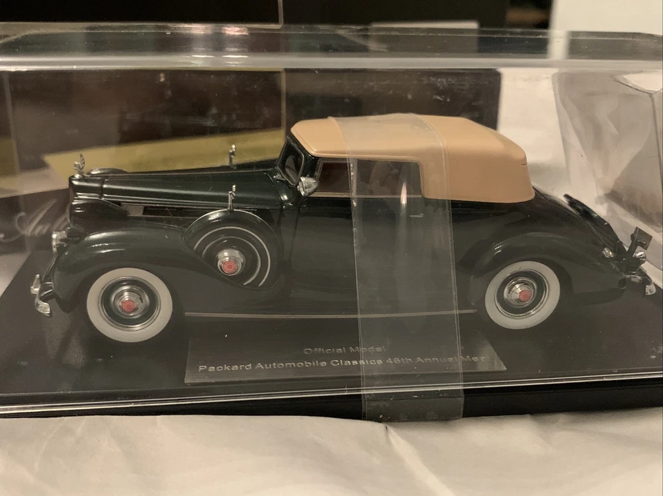 1938 PACKARD TWELVE CONVERTIBLE VICTORIA 1/43 CAR BY AUTOMODELLO LIMITED ED 146 - Image 1 of 4
