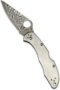 Spyderco Delica 4 Titanium / Damascau VG-10 2.9" Plain Edge Folding Pocket Knife - Picture 1 of 6
