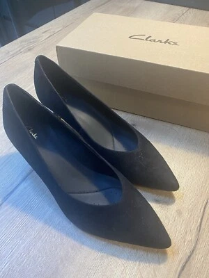 Clarks Suede Kitten Heel Shoes Size 7 EU41 - Image 1 of 3