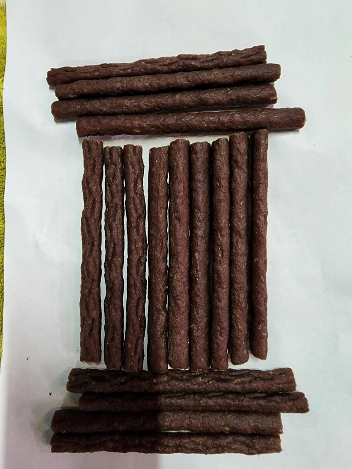 High Quality Grain Free Kangaroo Jerky Sticks 1/2/5kg -100% AUS Made - image 1 of 1