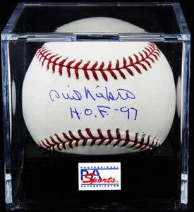 Phil Niekro Signed Autographed OML Baseball Graded MINT+ 9.5 PSA **AUTO 10** - Picture 1 of 3