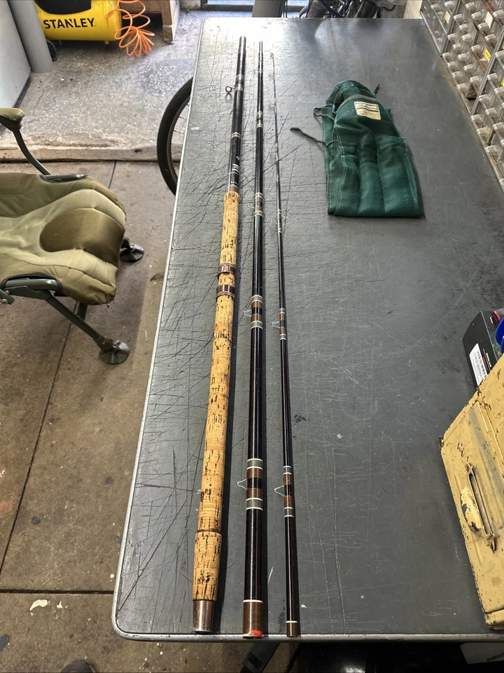 SHAKESPEARE INTERNATIONAL 1835/390 13’ SPLICED TIP MATCH FLOAT FISHING ROD + BAG - Image 1 of 4