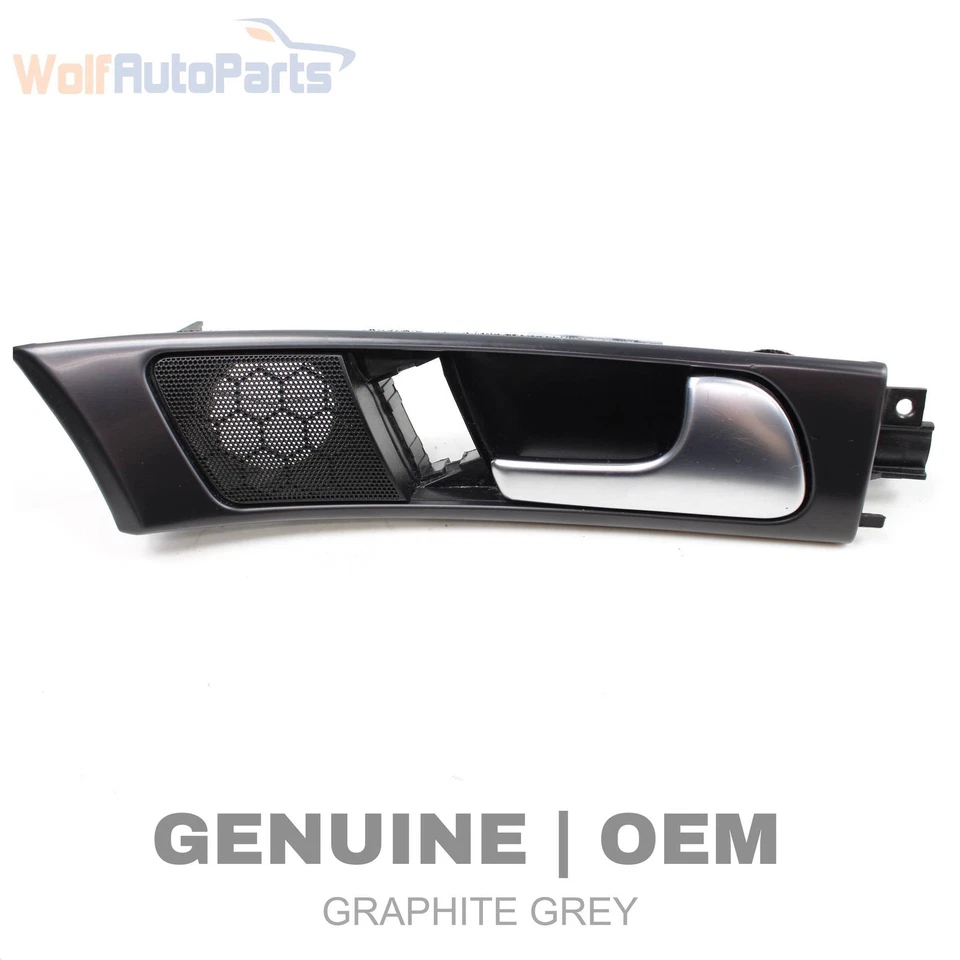 2003-2004 AUDI RS6 - Front Right Interior DOOR Handle / Release 4B2837020K - Image 1 of 4