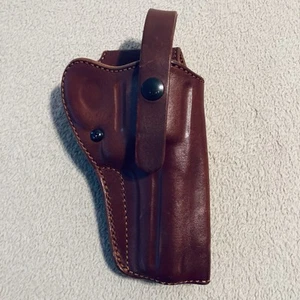 D. Johnston Maker Revolver Holster Brown Leather - Picture 1 of 12