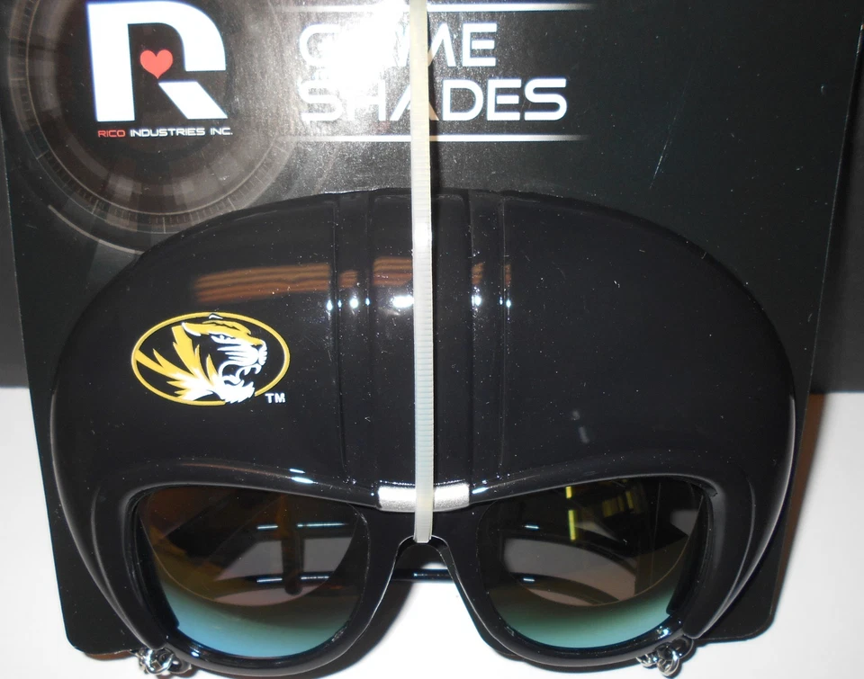 Tonos de juego de los Tigres de Missouri. Casco de fútbol con forma. Pretty Neat #597 Foto 1 de 1