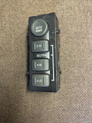 Chevy Silverado GMC Yukon Sierra Tahoe 1999-2002 interruptor 4x4 15709327 OEM Foto 1 de 2