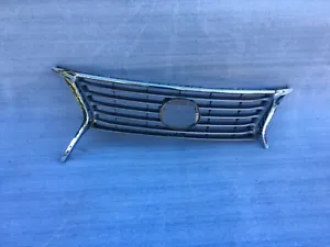 2013-2015 Lexus RX350 FOR PARTS USE ONLY front bumper grille OEM - Picture 1 of 11