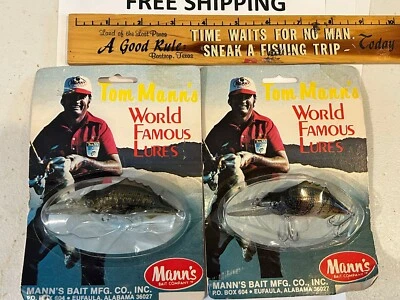 LOT OF 2 VINTAGE NOS Tom Manns Hackelback Rooter Fishing Lures Crankbaits - Image 1 of 4