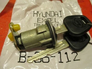 FOR HYUNDAI EXCEL SEDAN 1990-1994-NEW-TRUNK LOCK - Picture 1 of 2