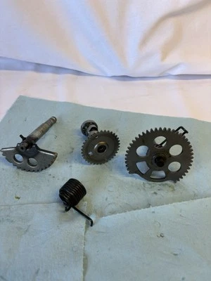 Piezas de arranque para scooter Lance 125cc. Muelles, piñones, engranajes, etc. OEM usados Foto 1 de 4