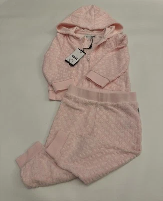 Nuevo con etiquetas Conjunto de chándal Hugo Boss para niñas Conjunto de joggers con capucha Edad 18 meses Foto 1 de 4
