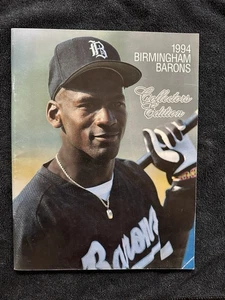 MICHAEL JORDAN 1994 Birmingham Barons Collectors Edition Magazine Program & Team - Picture 1 of 2