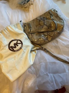 Michael Kors Medium Python Snakeskin Embossed Shoulder Bag/  Purse - Picture 1 of 8