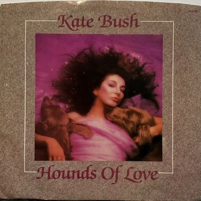 KATE BUSH: HOUNDS OF LOVE - PROMO! - extended version on B with PICTURE SLEEVE! - Image 1 of 4