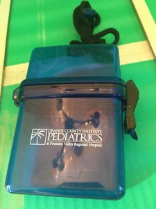 Swiming PLASTIC BOX Waterproof Cases Cover for Beach Water Park - Photo 1 sur 4