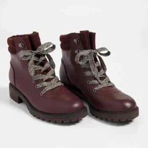 Maurices Size 7 Whitney Ankle Hiker Lace Up Boots Vegan Leather Maroon Lug Sole - Picture 1 of 6