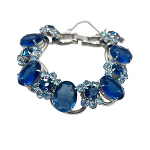 VTG D&E Juliana Silver Tone Shades of Blue Crystal Rhinestone 5 Link Bracelet - Picture 1 of 6