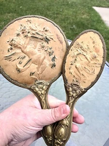 Antiguo juego de tocador de cepillo espejo de mano antiguo victoriano Art Nouveau querubín ángel repousse - Imagen 1 de 15