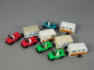 AUTOS: Jeeps mit Wohnwagen EU - 2x Komplettsatz + 1 Variante - Bild 1 von 1