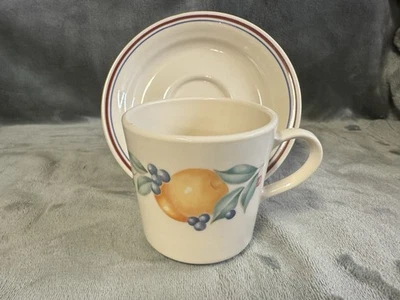 复古 6 Avail Corelle ABUNDANCE 咖啡杯和碟子套装水果蓝色/红色康宁 — 第 1/4 张图片