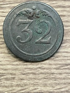 Ancien bouton plat militaire 32ème régiment fin XVIII siècle - Imagen 1 de 2
