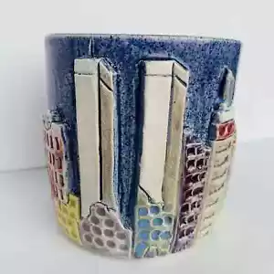 Taza de colección Dan Tolkoff 3D Nueva York Torres Gemelas muy rara estudio cerámica artística firmada - Imagen 1 de 12