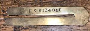 Vintage Messing Militär Knopf Stock gestempelt Dienstnummern ES6134068 & 255189 - Bild 1 von 2
