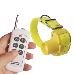 COLLARE BEEPER CON TELECOMANDO PER CANE DA CACCIA DOG ADDESTRAMENTO RICARICABILE - Foto 1 di 8