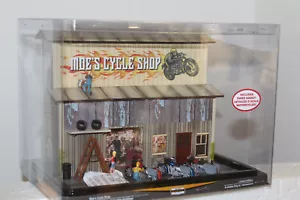 MENARDS O SCALE MOE'S MOTORCYCLE SHOP - Picture 1 of 4