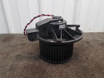 2006-10 Chrysler PT Cruiser Blower Motor - Manual Temp - Image 1 of 4